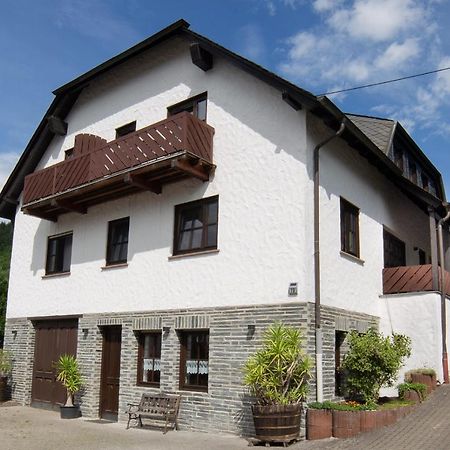 Burg  Weingut Christian Bucher المظهر الخارجي الصورة